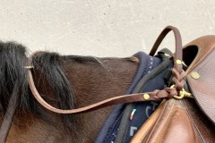Attache-selle-9