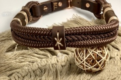 Bijou, , collier pour chien en paracorde dans les tons brun foncé